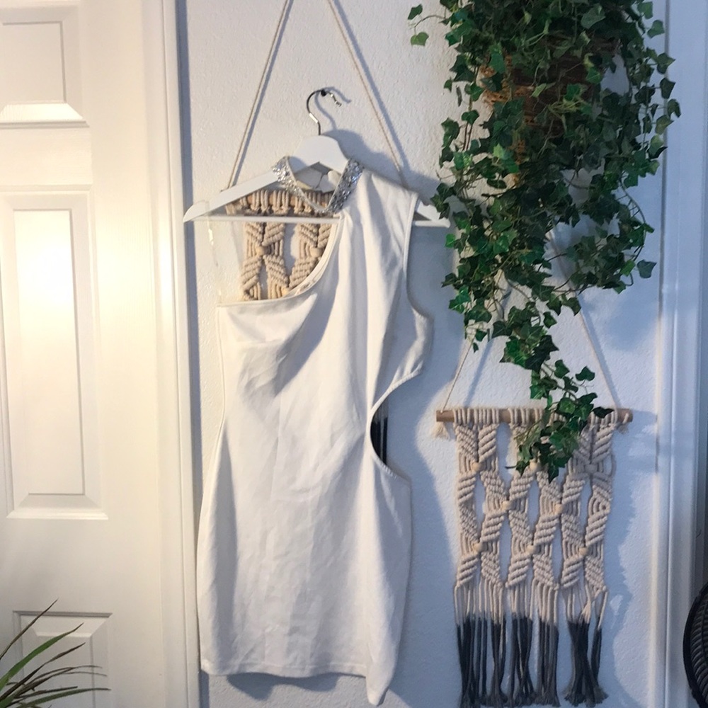 Sexy Cut Out White one shoulder Party dress